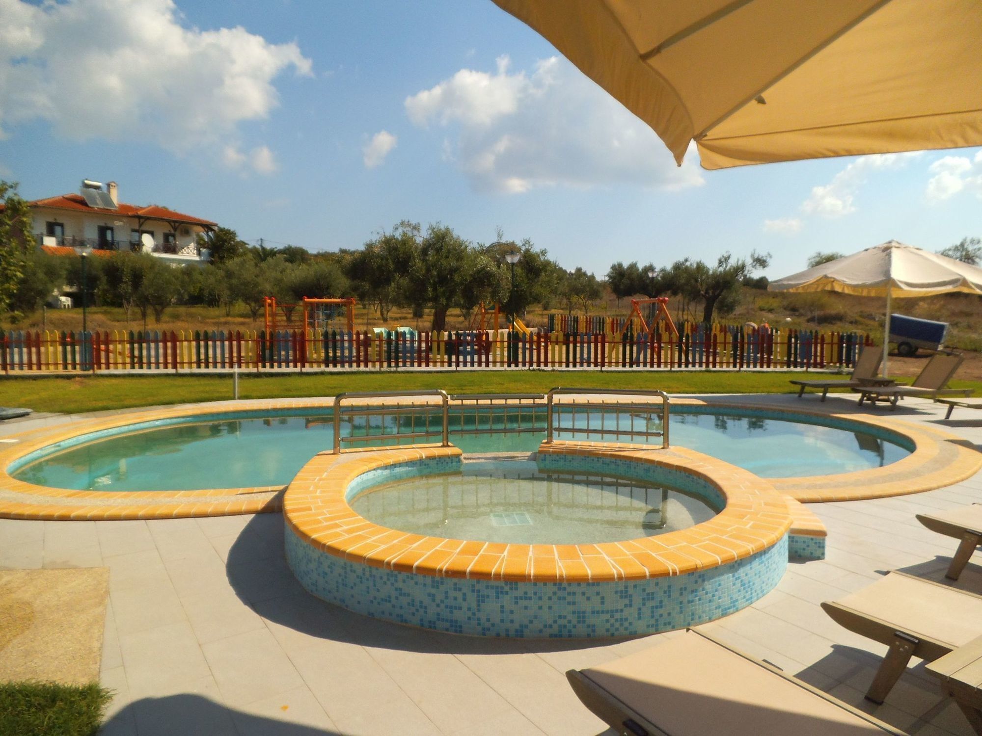 Finikas Garden Beach Resort Nikiti Exterior foto