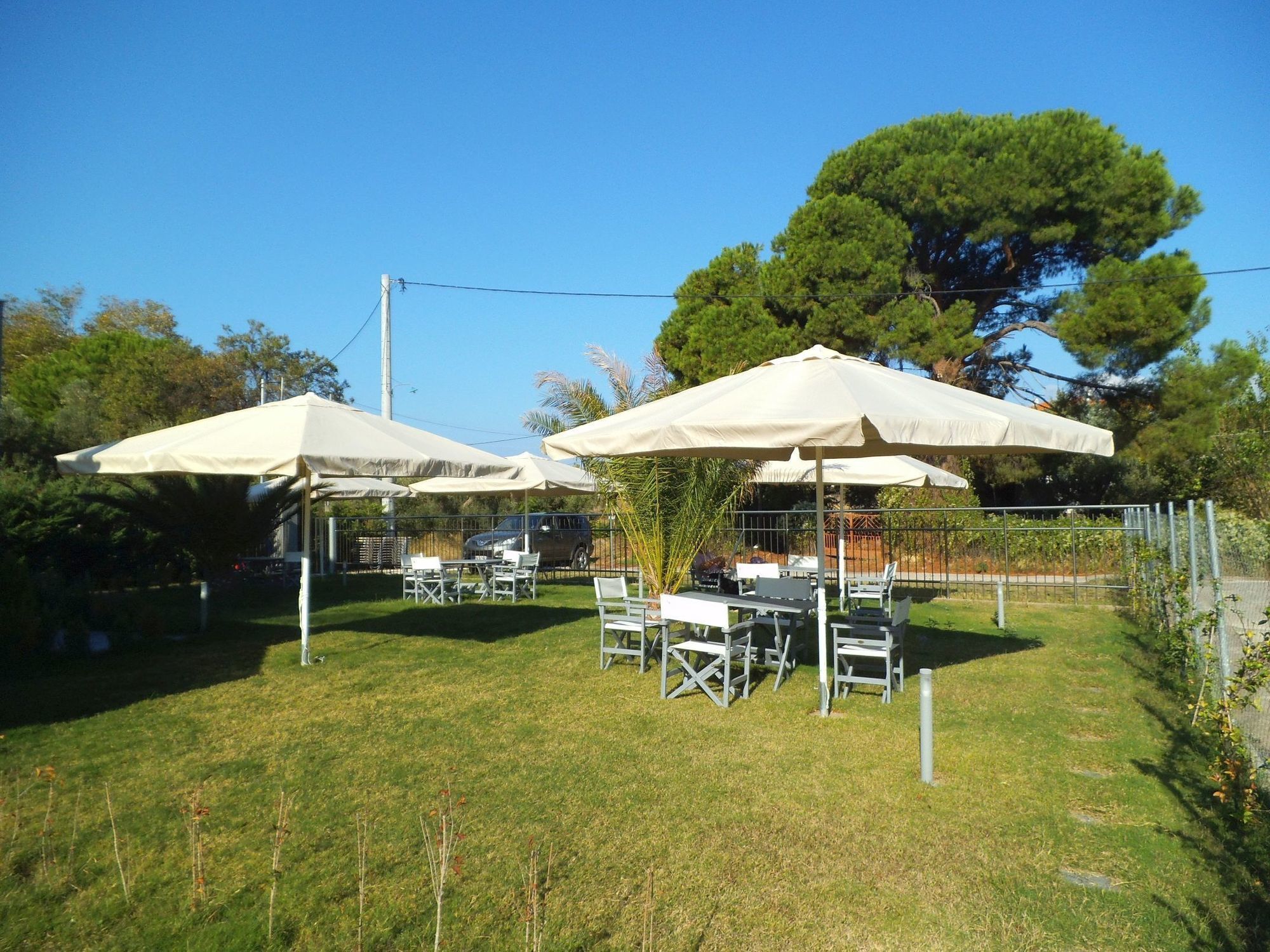 Finikas Garden Beach Resort Nikiti Exterior foto